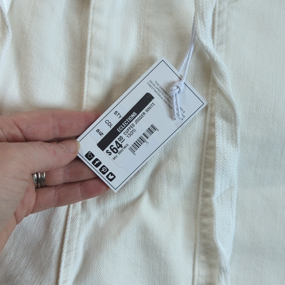 NWT Judy Blue Cuffed Denim Jogger White Size 13/31 - Picture 5 of 8